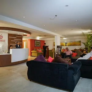 Emarald Hotel