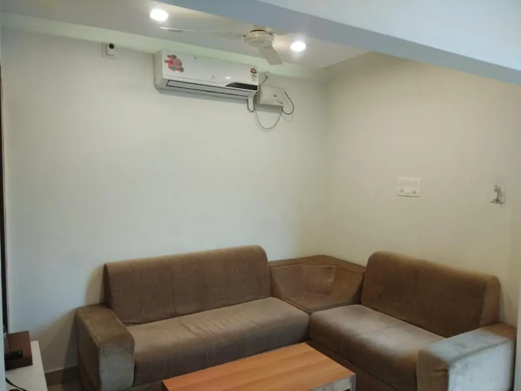 Tirur Tourist Home 2*,